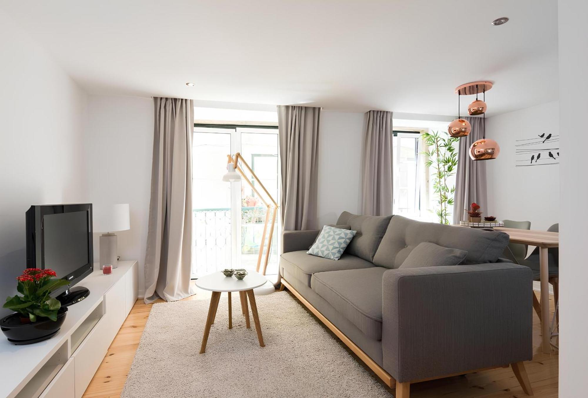 Casa Do Castelo 2- Work Or Relax In The Historic Heart Of Lisbon! Lägenhet Exteriör bild